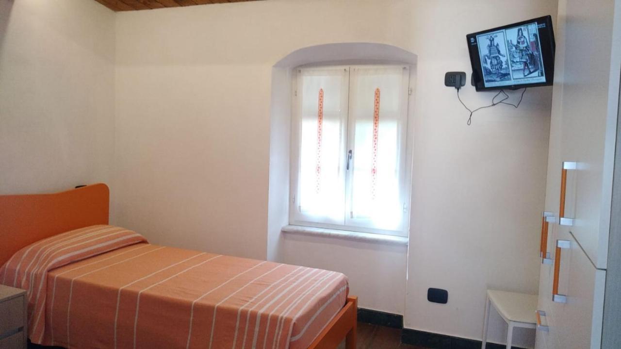 La Torretta Apartment Beverino Luaran gambar