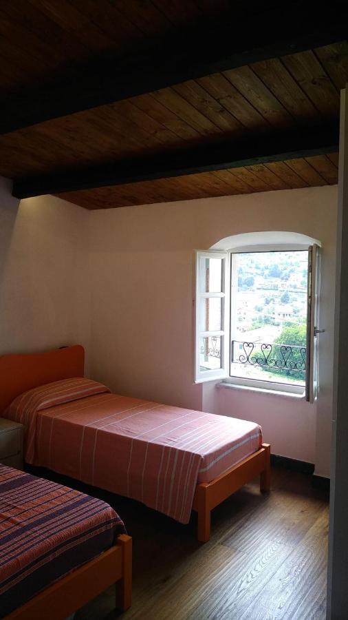 La Torretta Apartment Beverino Luaran gambar